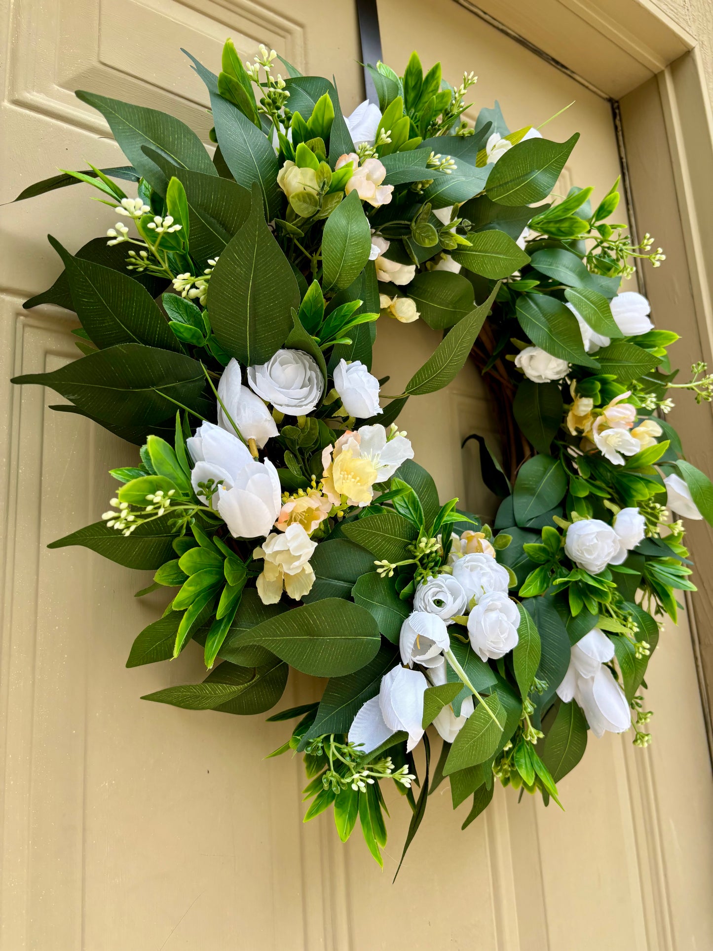 Green and White Summer Wreath