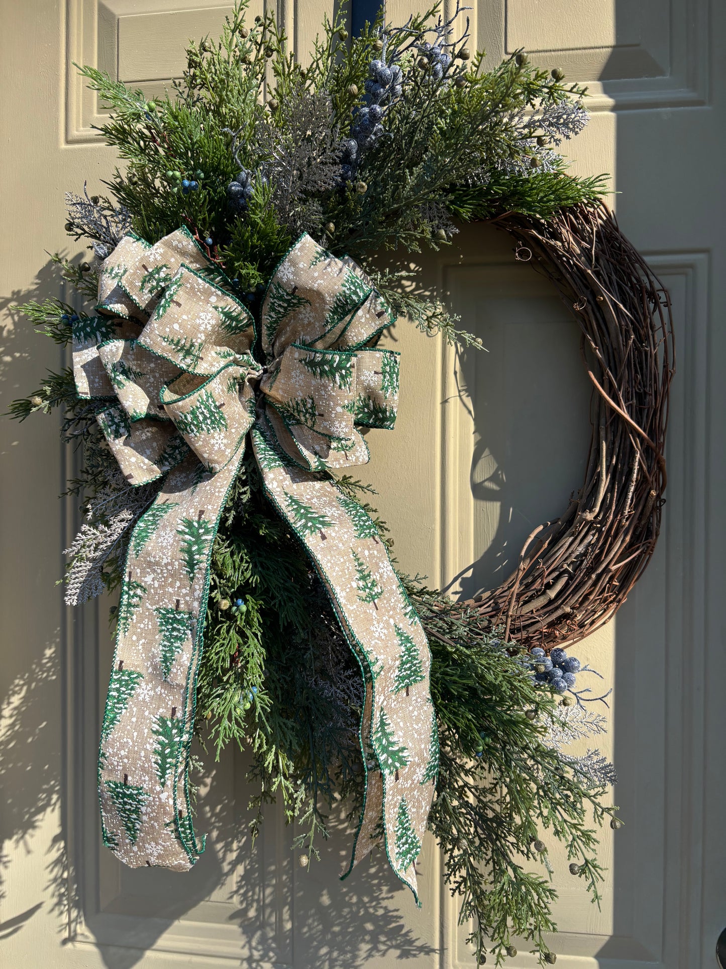 Green Cedar Holiday Wreath