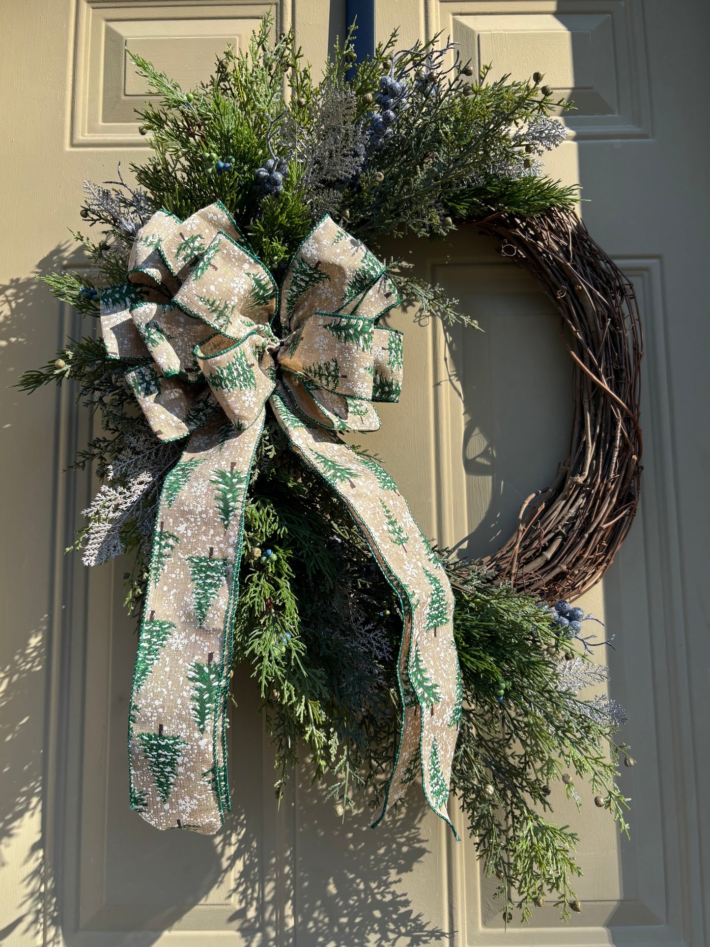Green Cedar Holiday Wreath