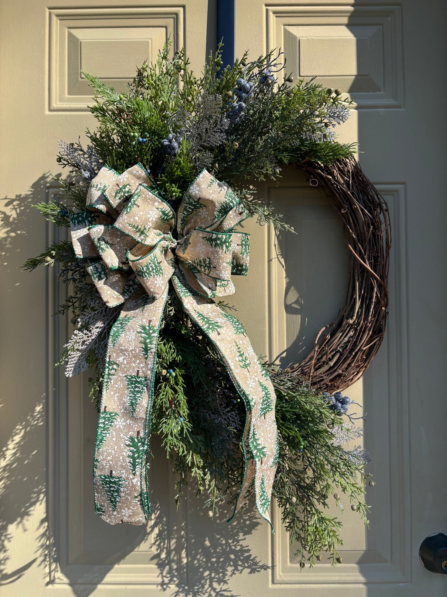 Green Cedar Holiday Wreath