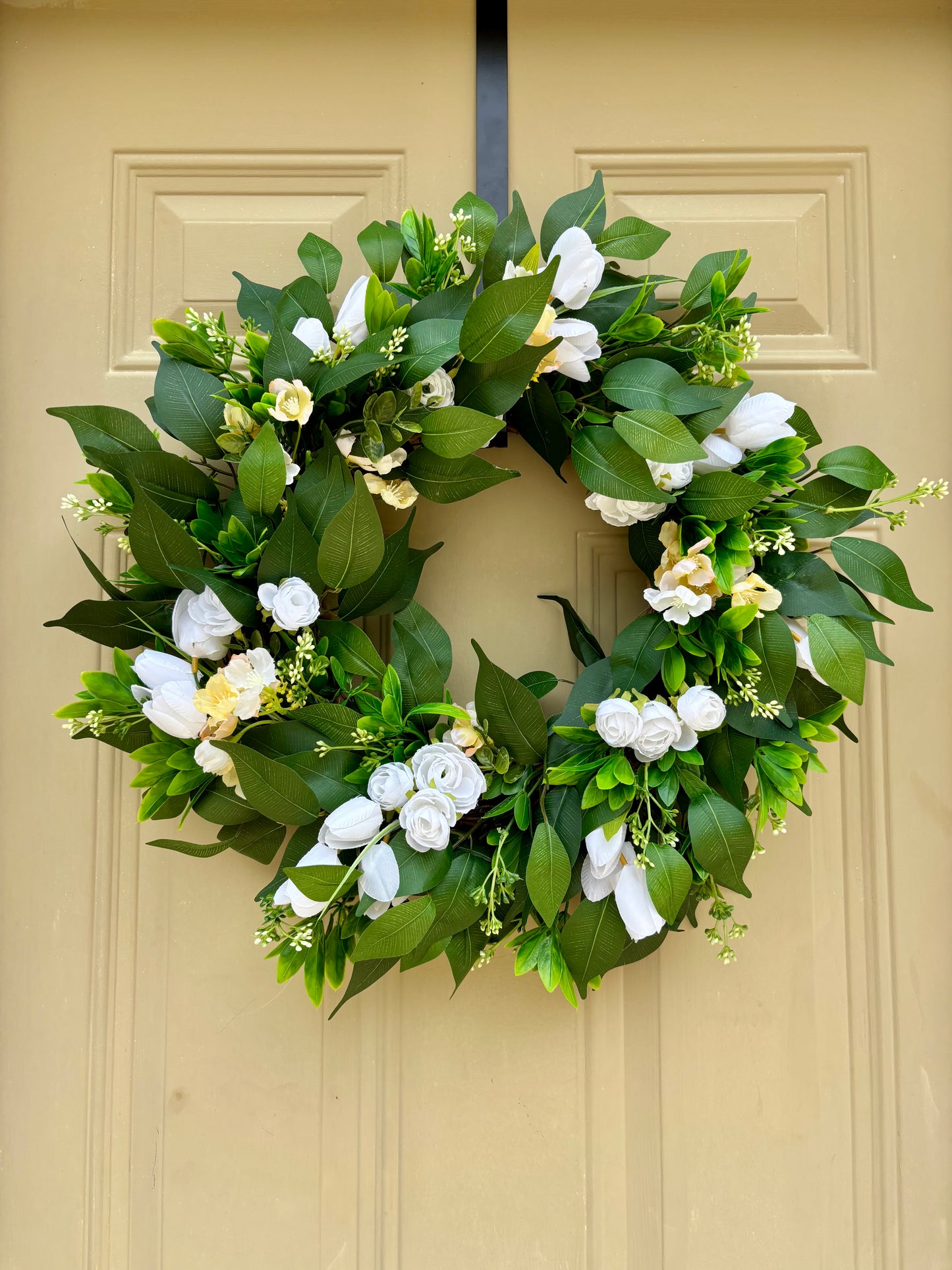 Green and White Summer Wreath