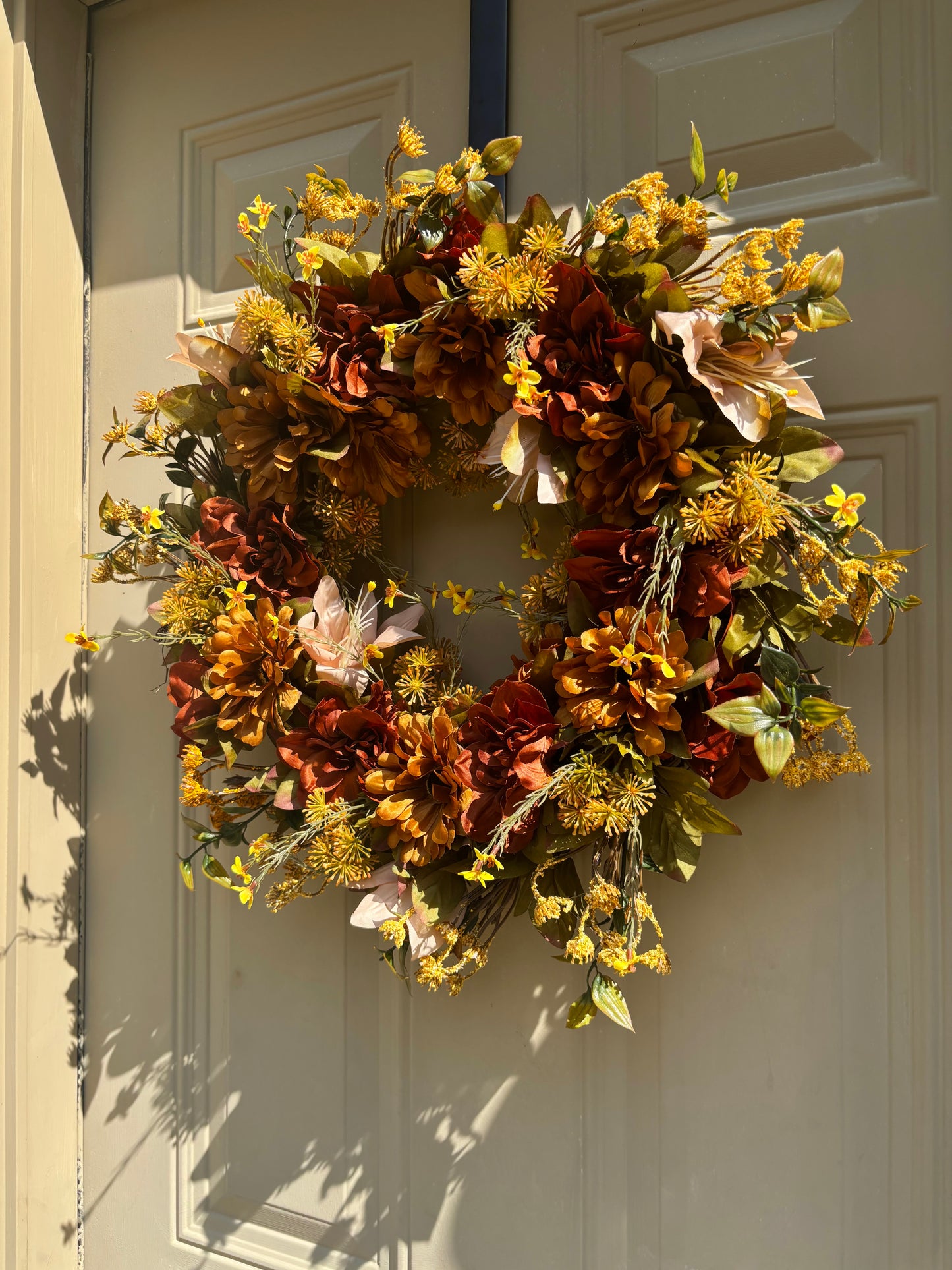 Brown Dahlia & Zinnia Fall Wreath