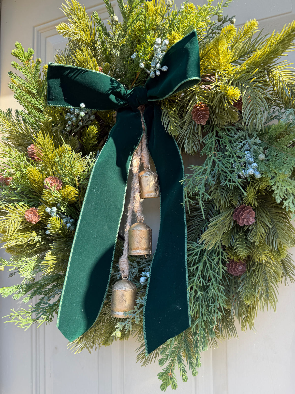 Classic Holiday Wreath with Green Bow