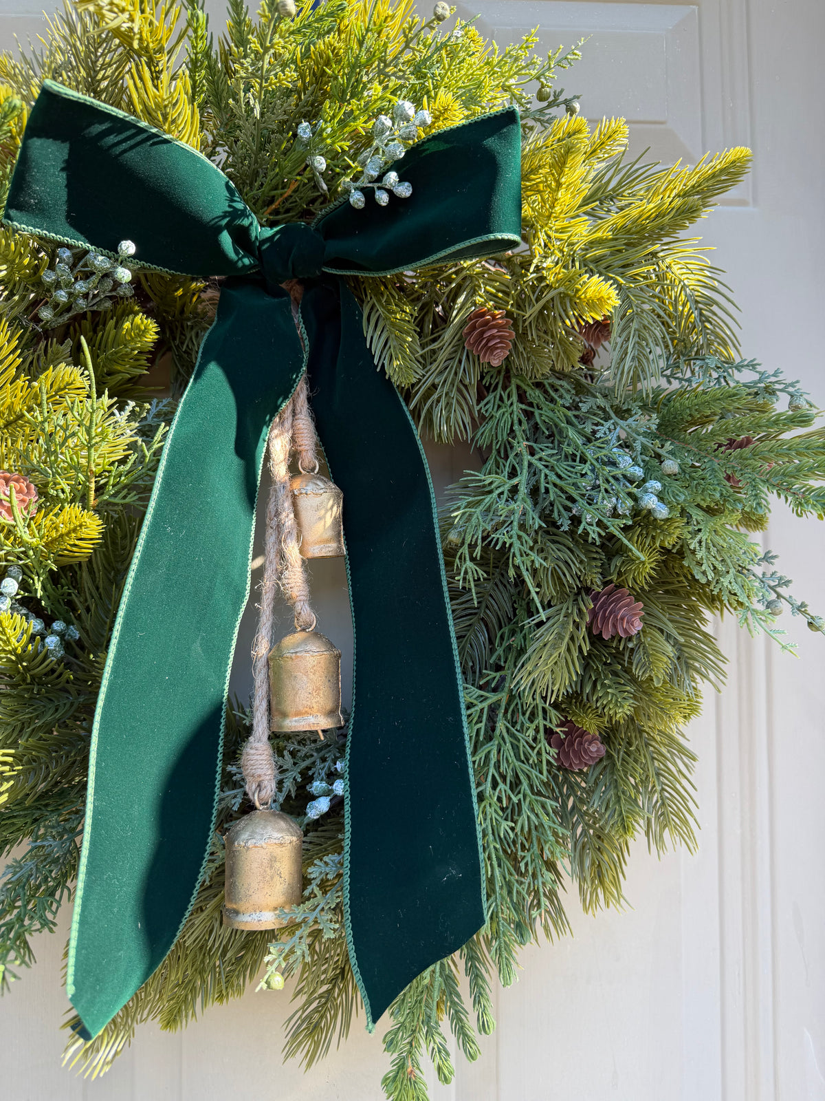 Classic Holiday Wreath with Green Bow