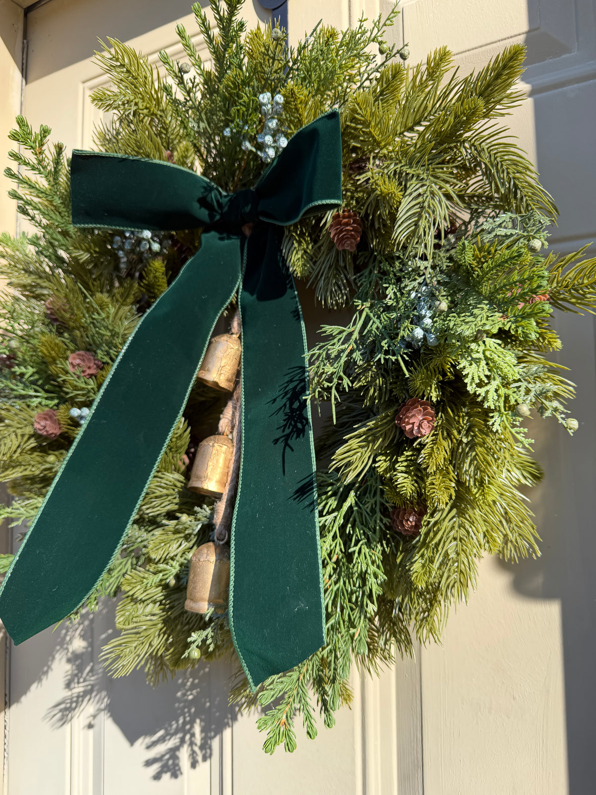 Classic Holiday Wreath with Green Bow